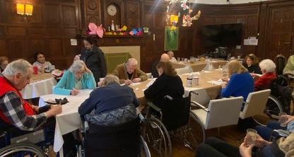 Talleres de memoria para adultos mayores: objetivos, actividades y evaluación